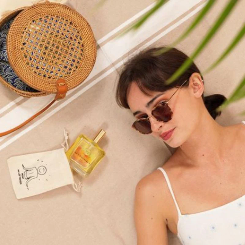 Huile sèche nourrissante parfumée – Image 2