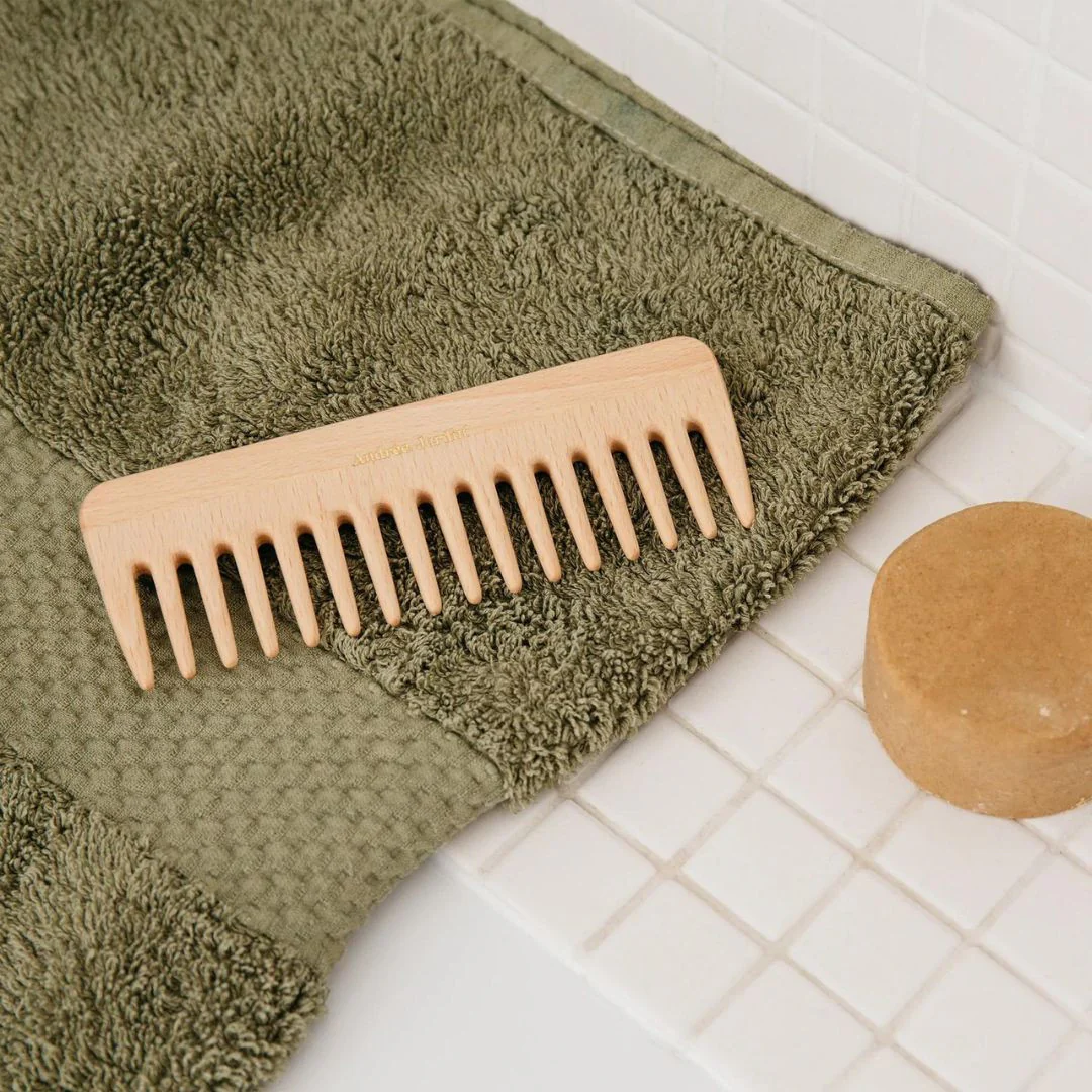 Peigne à cheveux démêlant en bois de hêtre