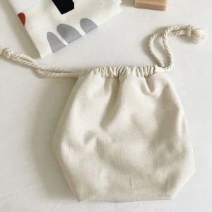 Pochon en coton naturel et macramé