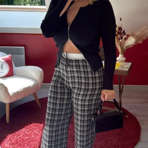 PANTALON À CARREAUX