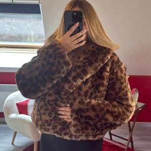 FOURRURE IMPRIMÉ LÉOPARD