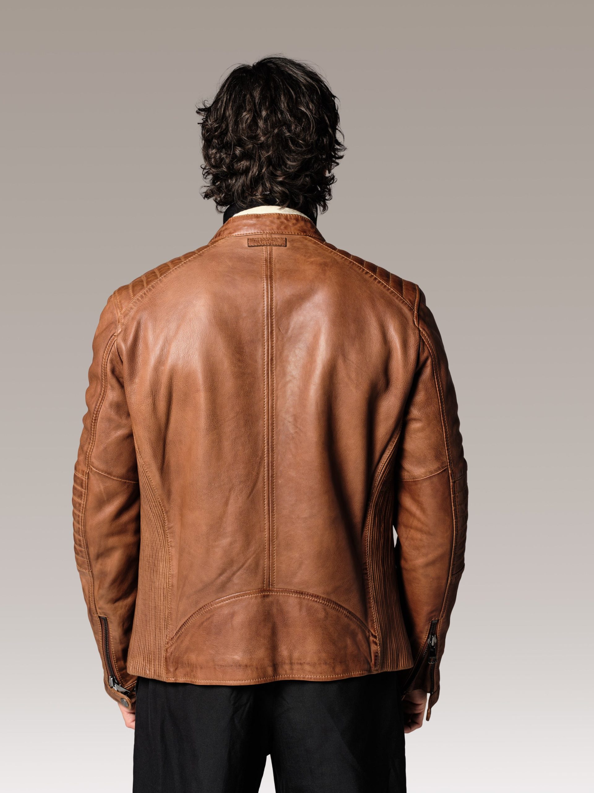 Blouson en cuir marron clair FORMULA STOWN – Image 2