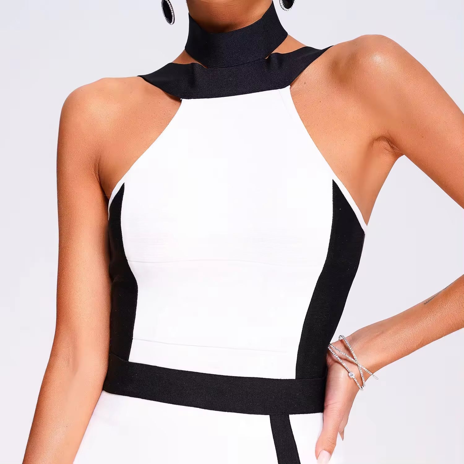 ENSEMBLE TOP&JUPE COL MONTANT – Image 4