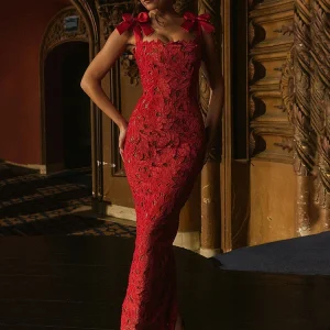 ROBE DE SOIRÉE LONGUE EN DENTELLE À BRETELLES NOUÉES