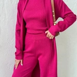 ENSEMBLE 3 PIÈCES EN MAILLE AVEC LONG GILET, PULL ET PANTALON