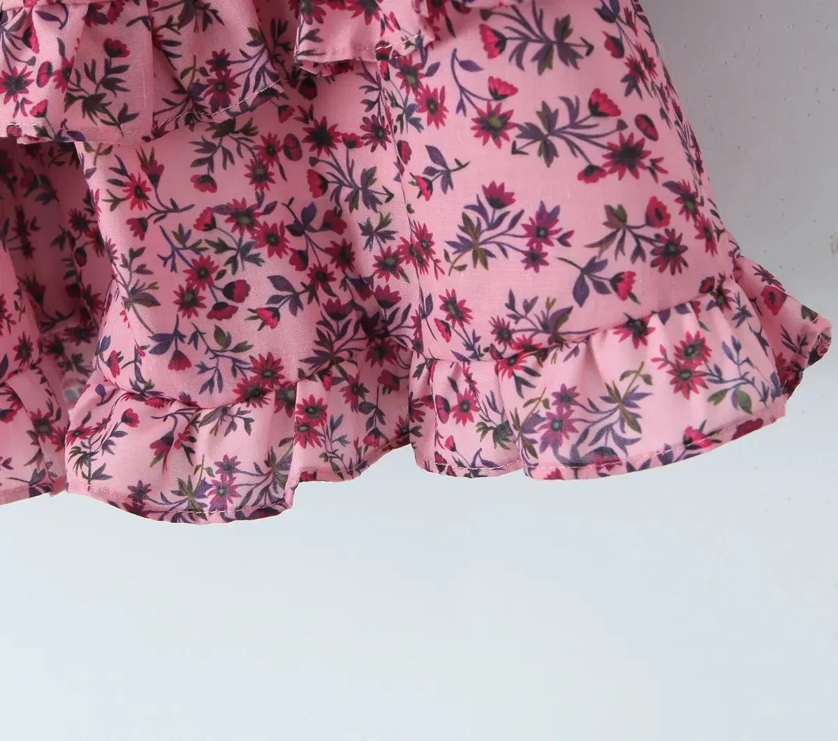 ROBE CHIFFON MINI À VOLANT IMPRIMÉE FLORAL – Image 7