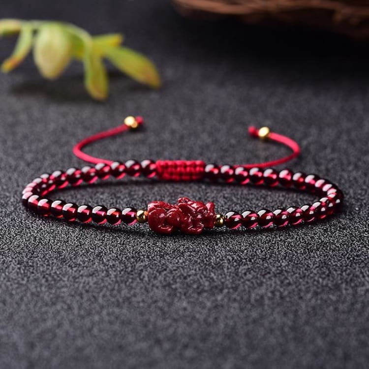 Bracelet de chance en Grenat Rouge - Pi Xiu – Image 3