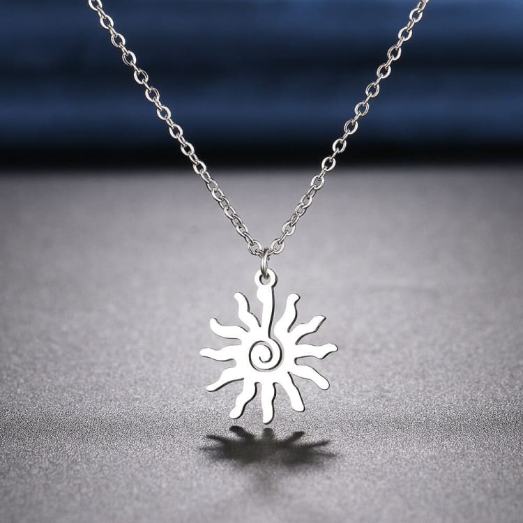 Collier 'Espoir' orné d'un Soleil – Image 3