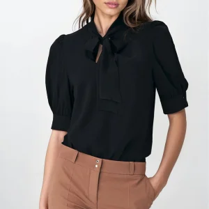 BLOUSE EN VISCOSE AVEC NOEUD
