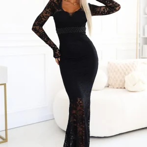 ROBE DE SOIRÉE EN DENTELLE QUEUE DE POISSON