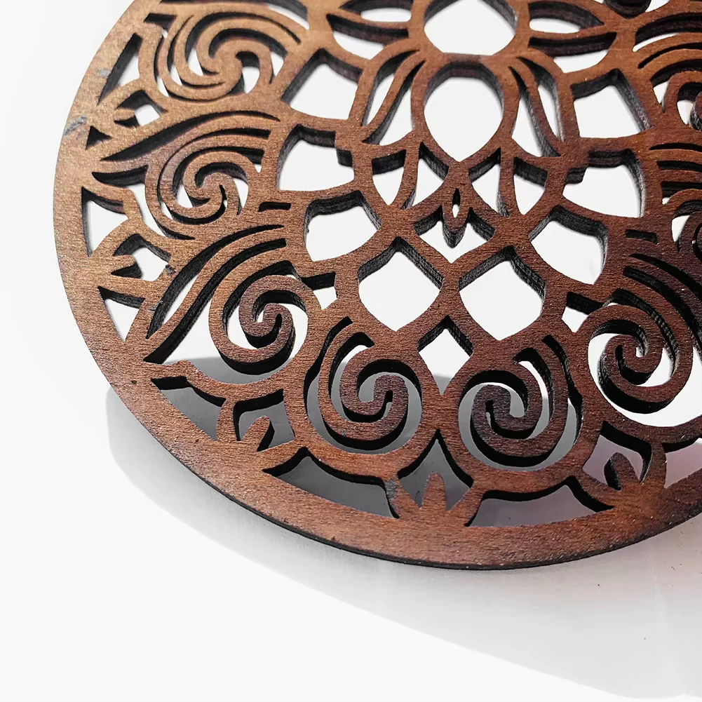 Dessous de Verre Design Mandalas en Bois – Méditatifs et Décoratifs – Image 3